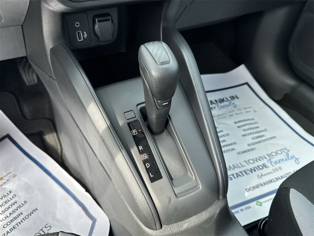 2025 Nissan Versa 1.6 S photo 25