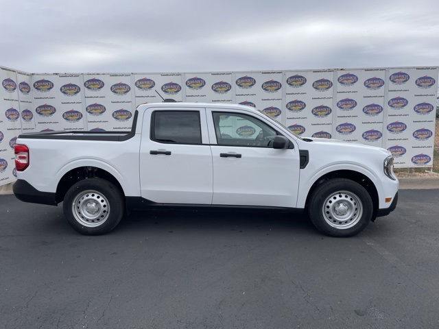 2026 Ford Maverick XL's photo