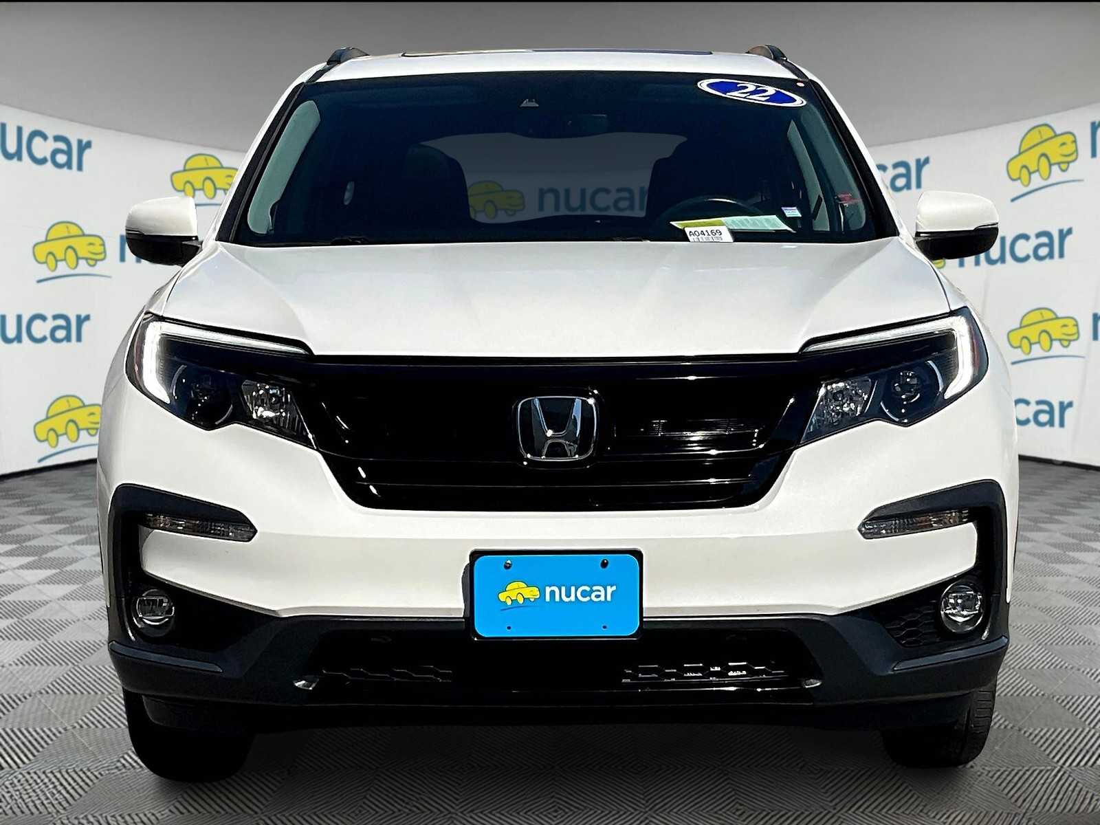 2022 Honda Pilot Special Edition photo 2
