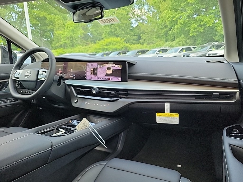 2025 Nissan Murano SL photo 14