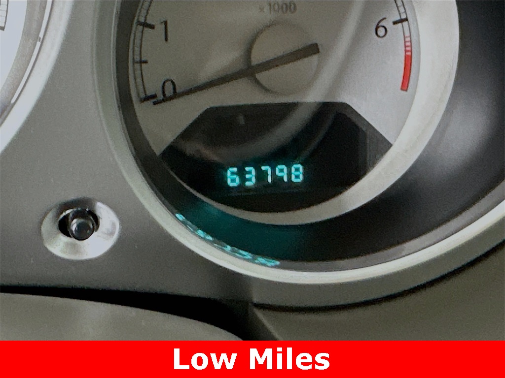 2009 Chrysler Sebring Touring photo 4