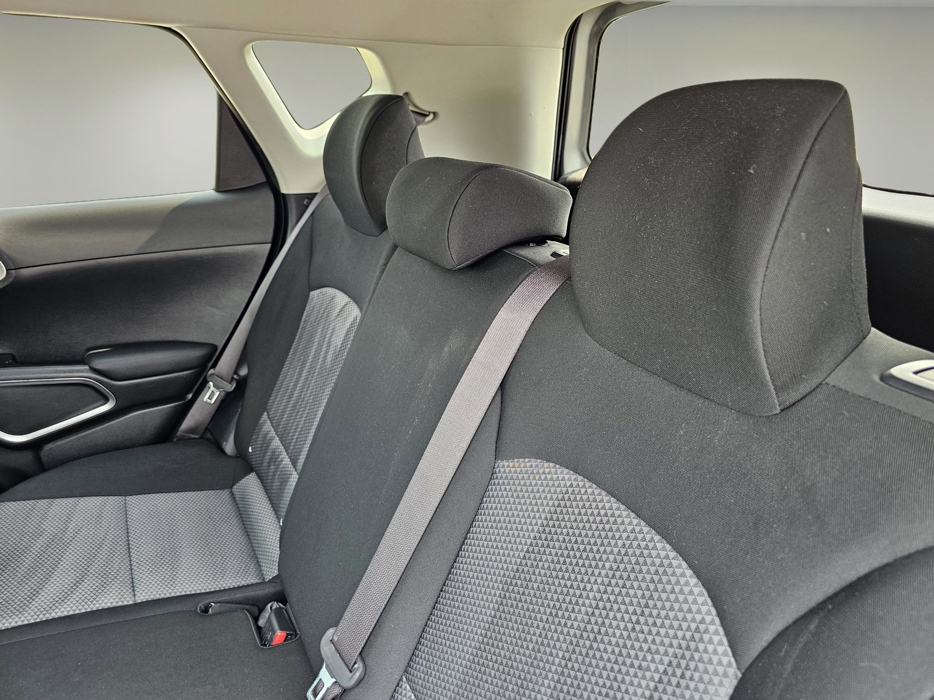 2023 Kia Soul LX photo 25