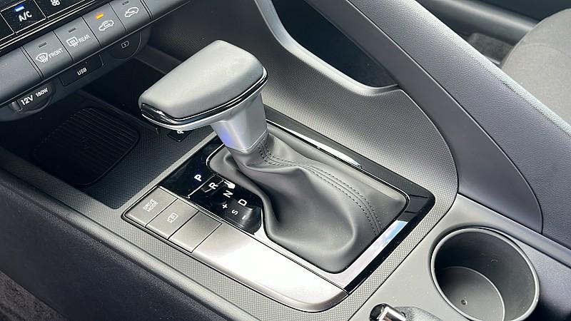 2025 Hyundai Elantra SEL Sport photo 44