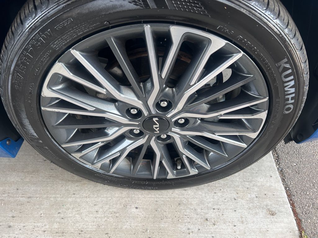 2023 Kia Forte GT-Line photo 34