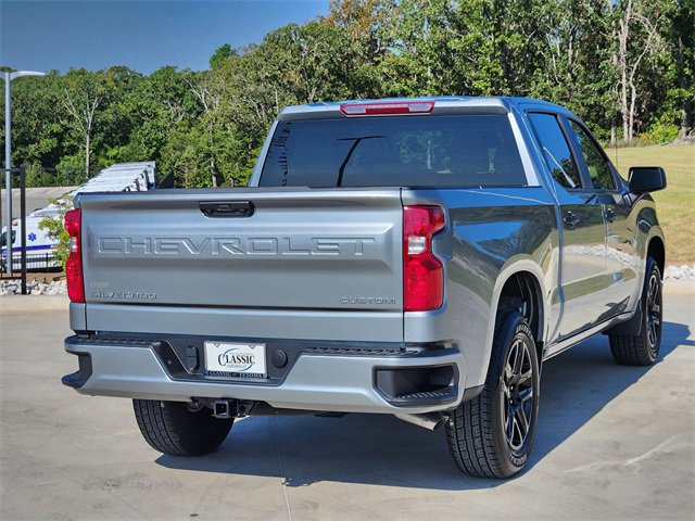2026 Chevrolet Silverado 1500 Custom photo 4
