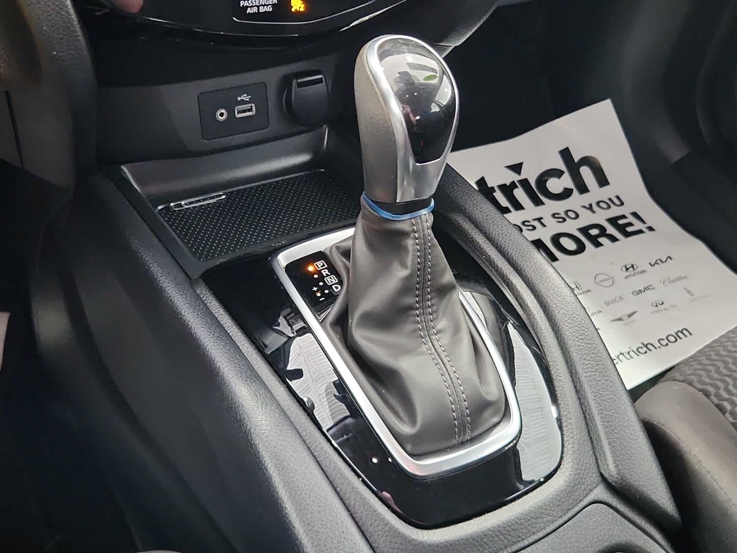 2021 Nissan Rogue Sport S photo 12