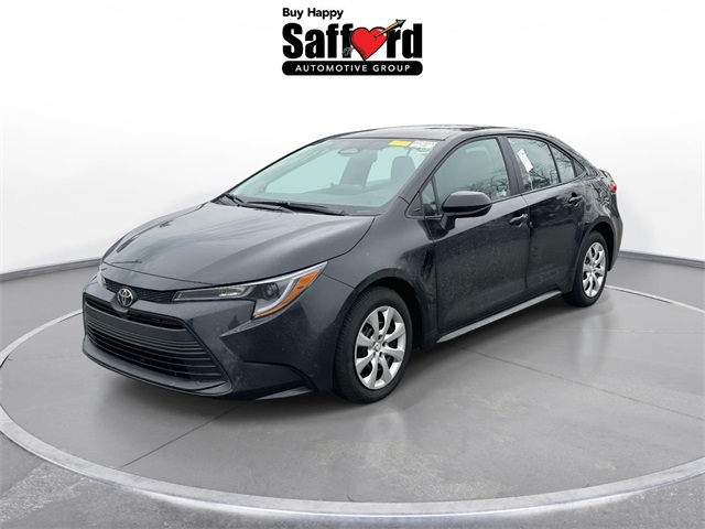 2025 Toyota Corolla LE's photo