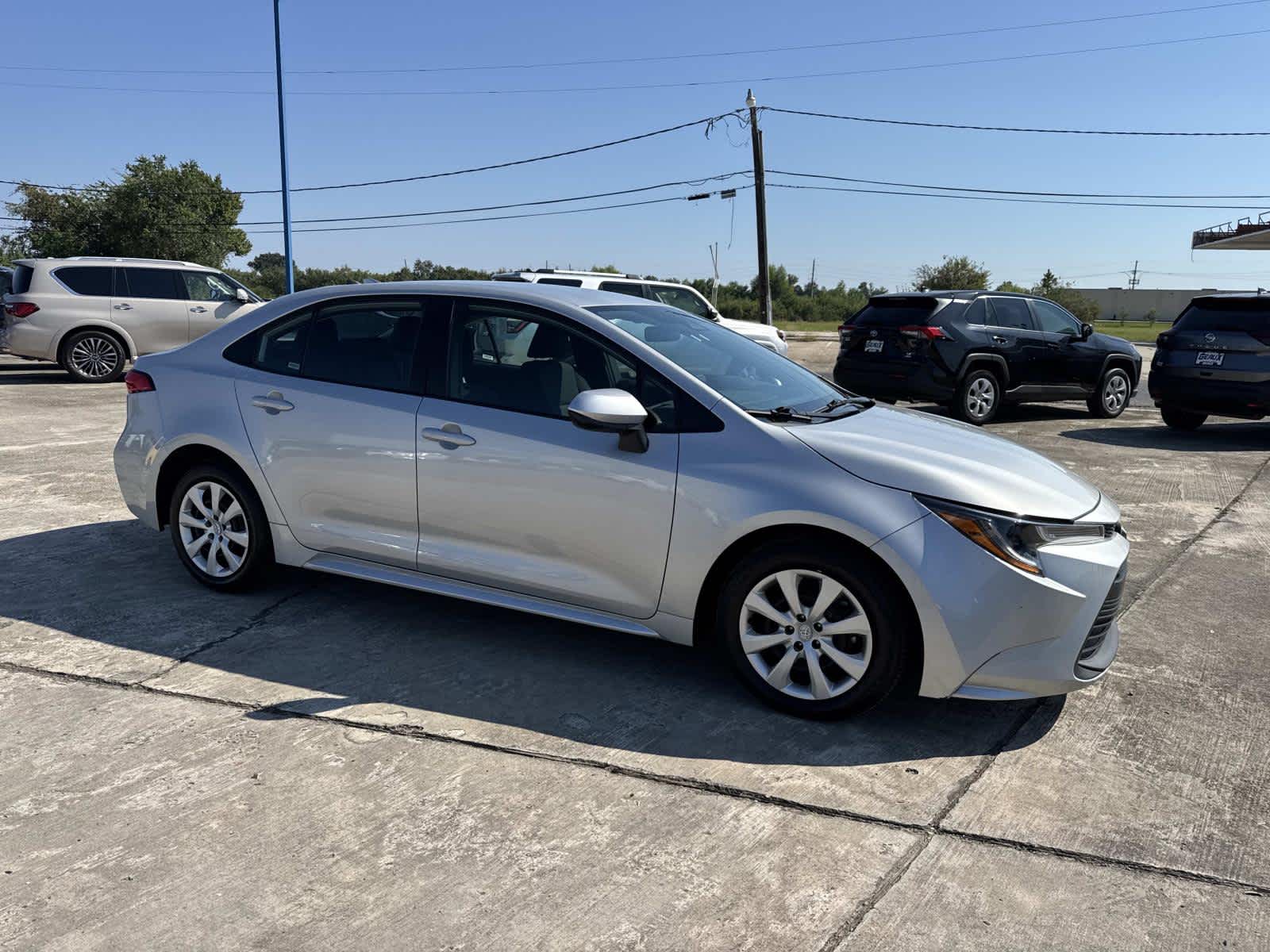 2024 Toyota Corolla LE photo 5