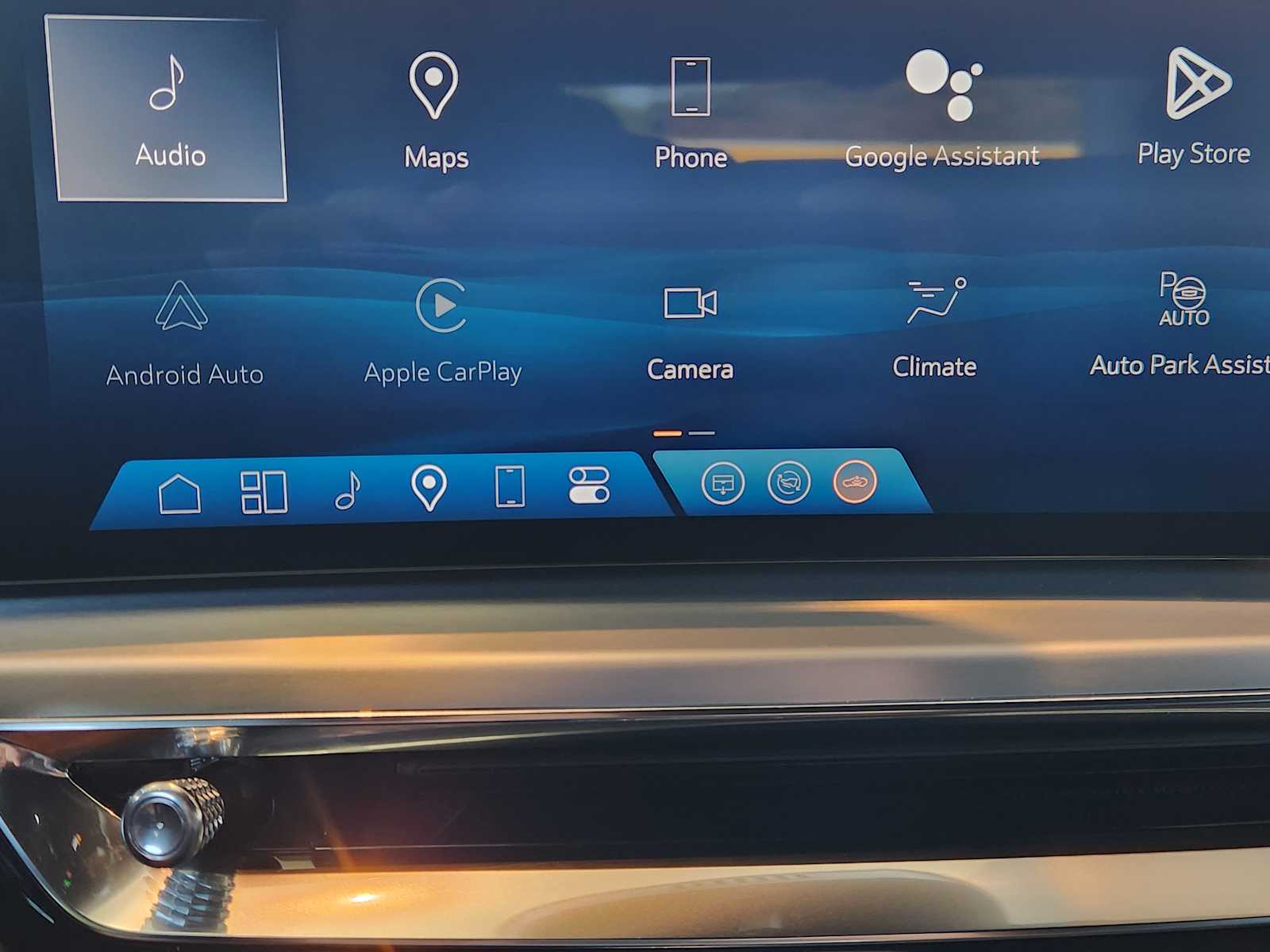 2024 Cadillac Lyriq Luxury photo 13