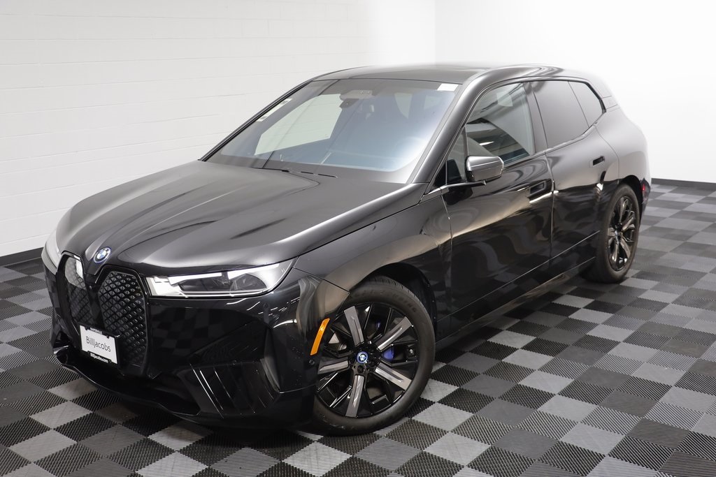 Used 2025 BMW iX Base with VIN WB523CF02SCU58886 for sale in Naperville, IL