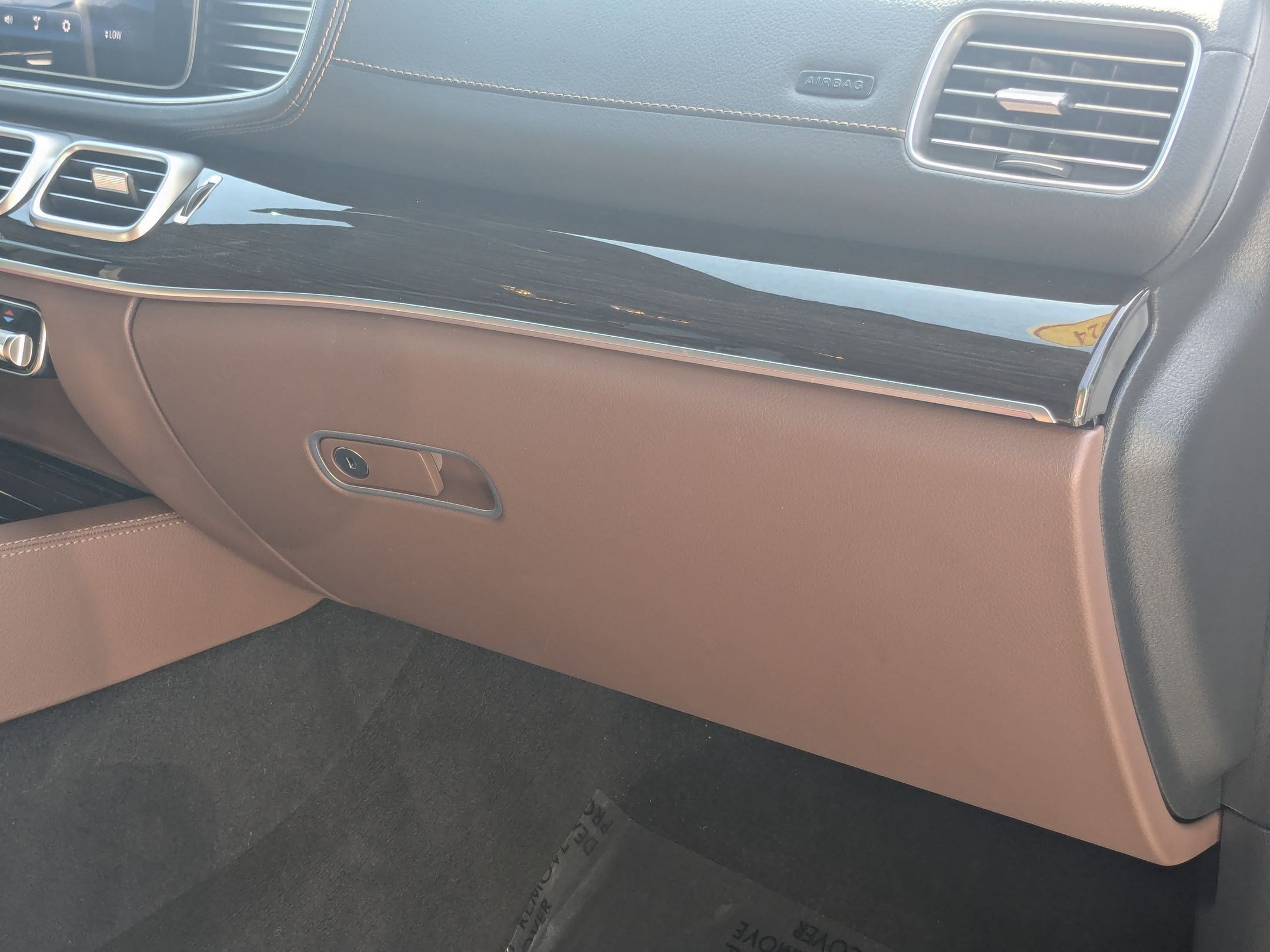 2024 Mercedes Benz GLS 450 4MATIC photo 22