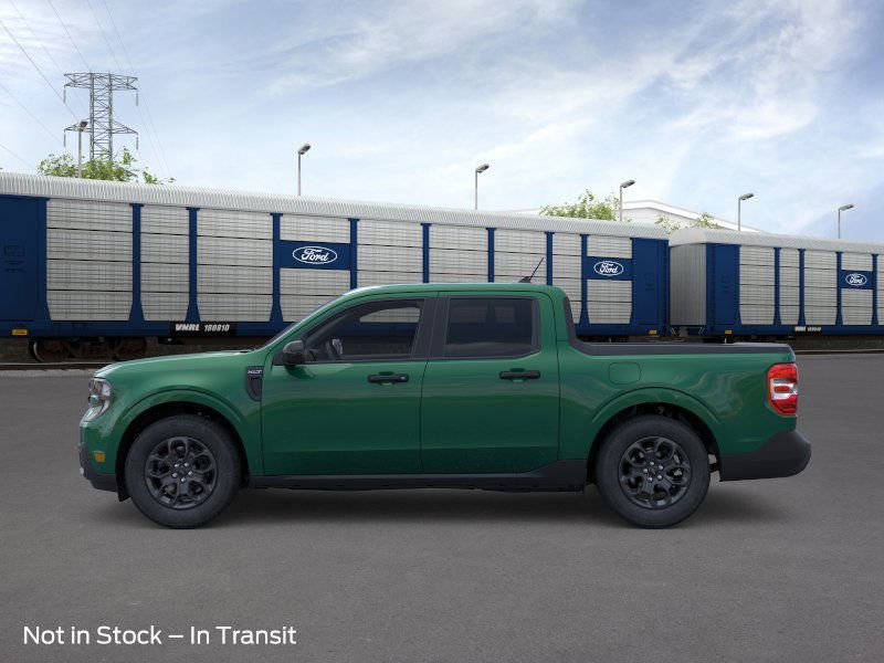 2025 Ford Maverick XLT photo 3