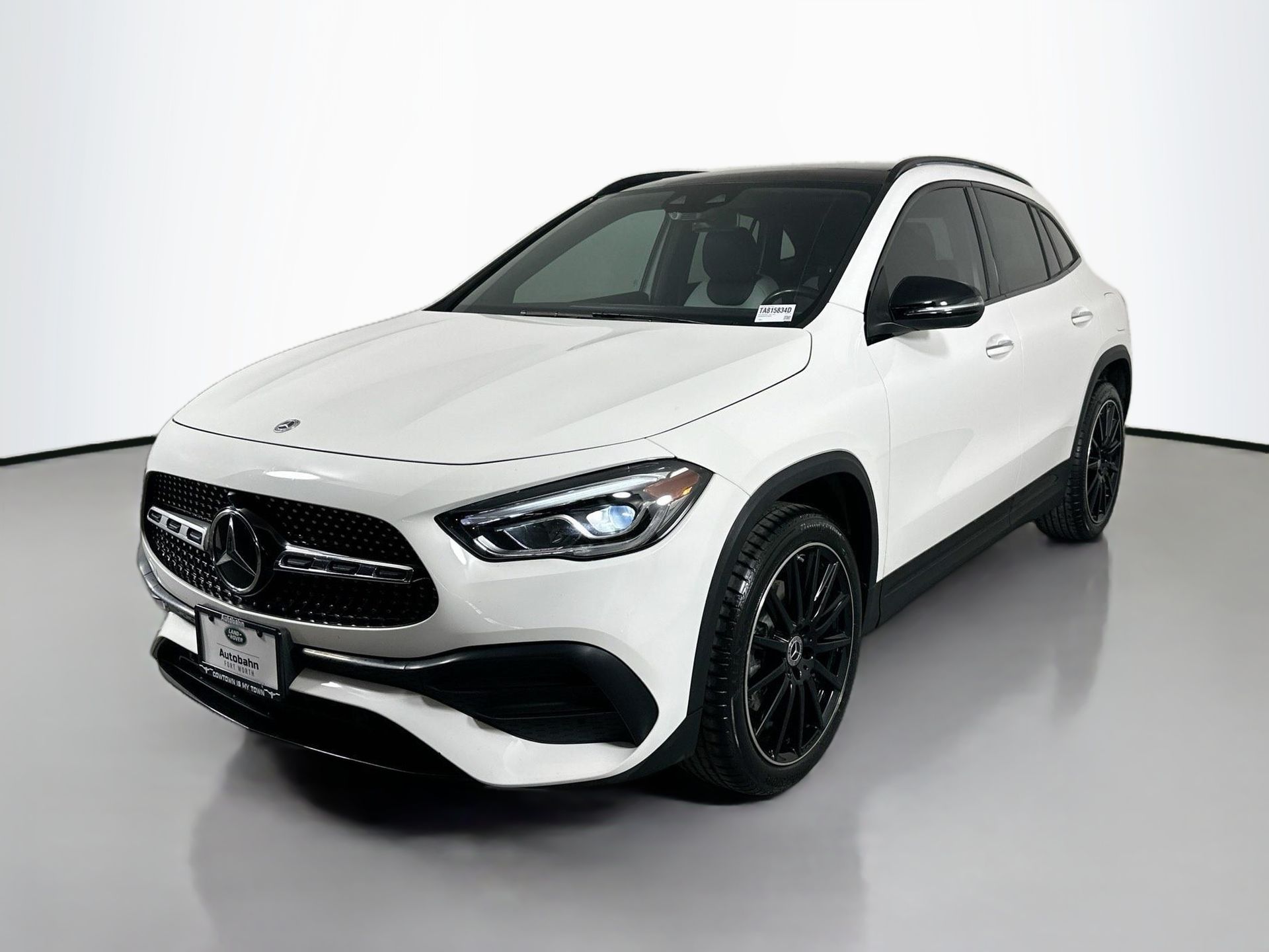 2023 Mercedes-Benz GLA Base's photo