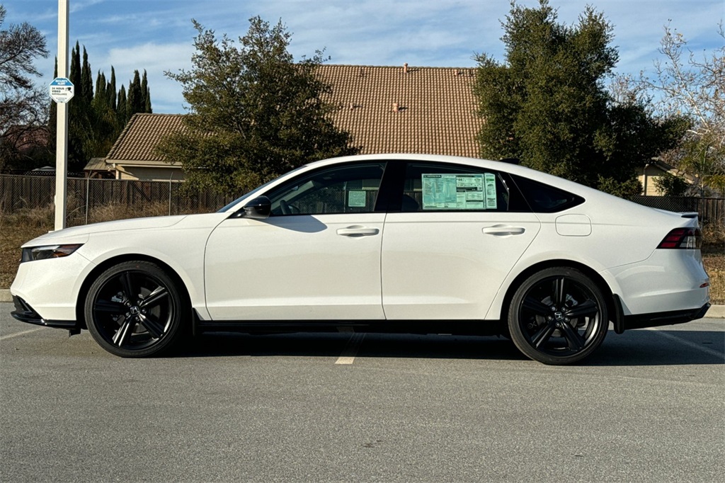 2025 Honda Accord Hybrid Sport-L photo 3