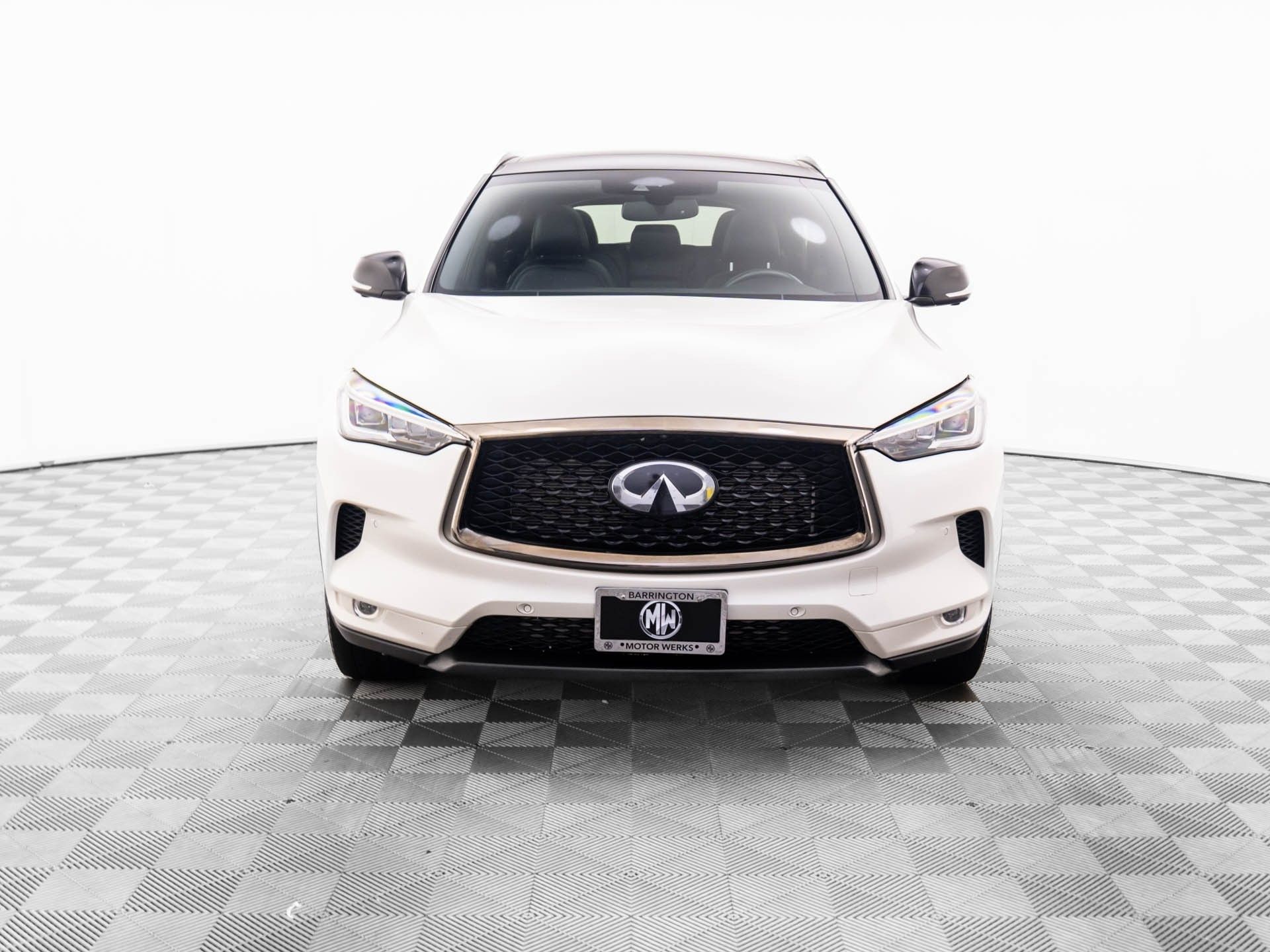 2020 Infiniti QX50 Essential AWD photo 8