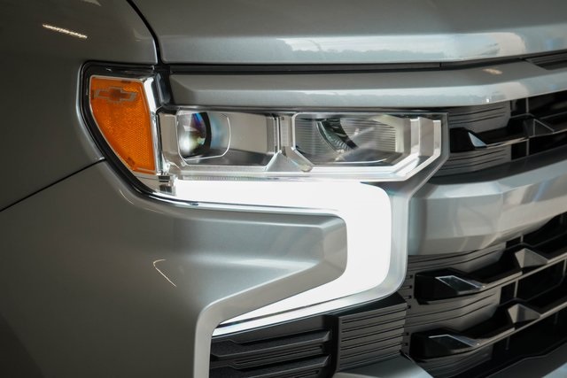 2024 Chevrolet Silverado 1500 RST photo 7