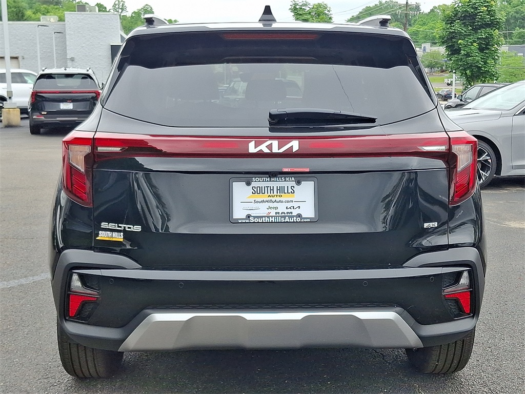 2025 Kia Seltos EX photo 3