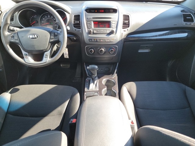2015 Kia Sorento LX photo 19