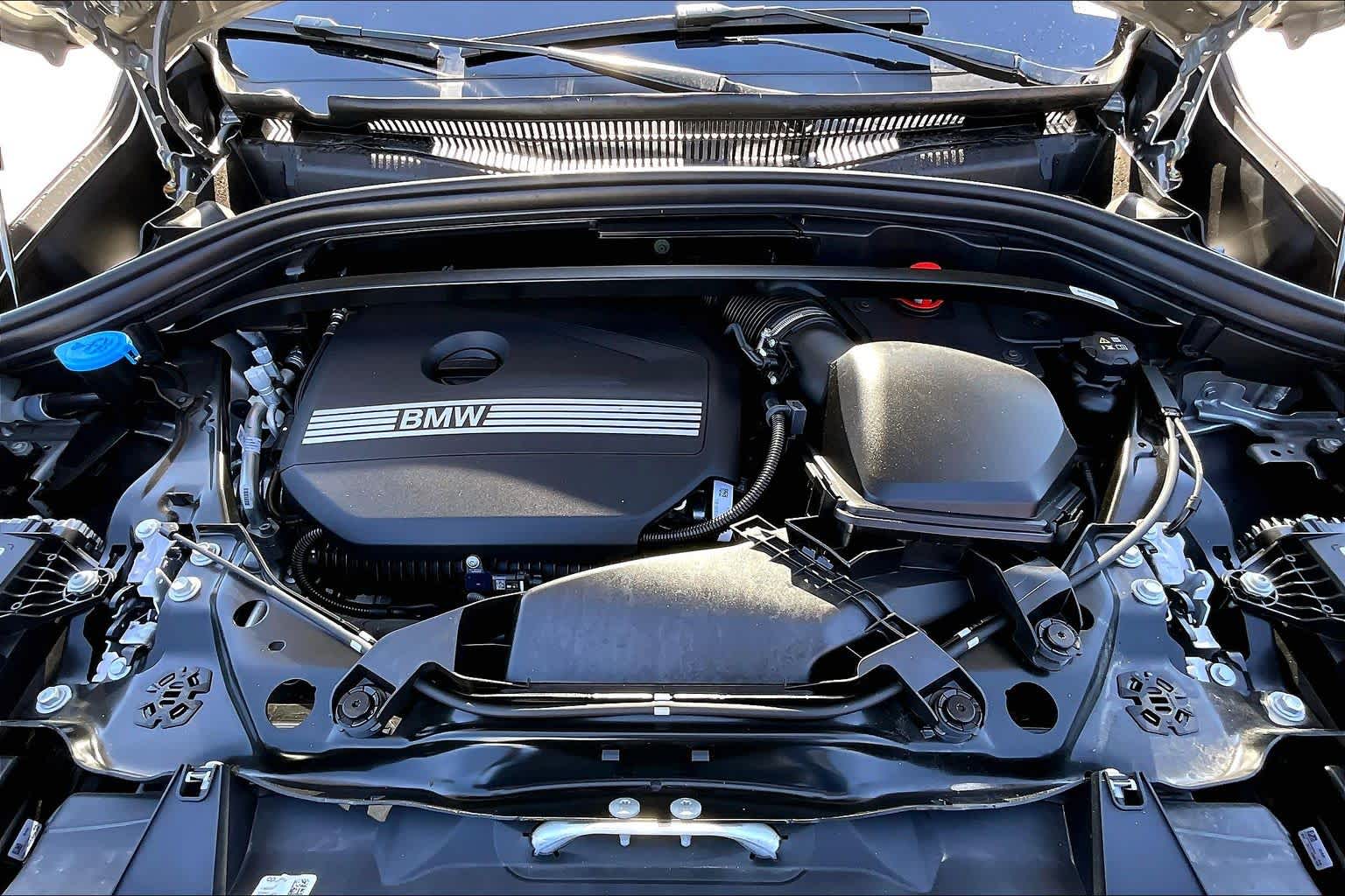 2025 BMW X1 28i - Photo 16