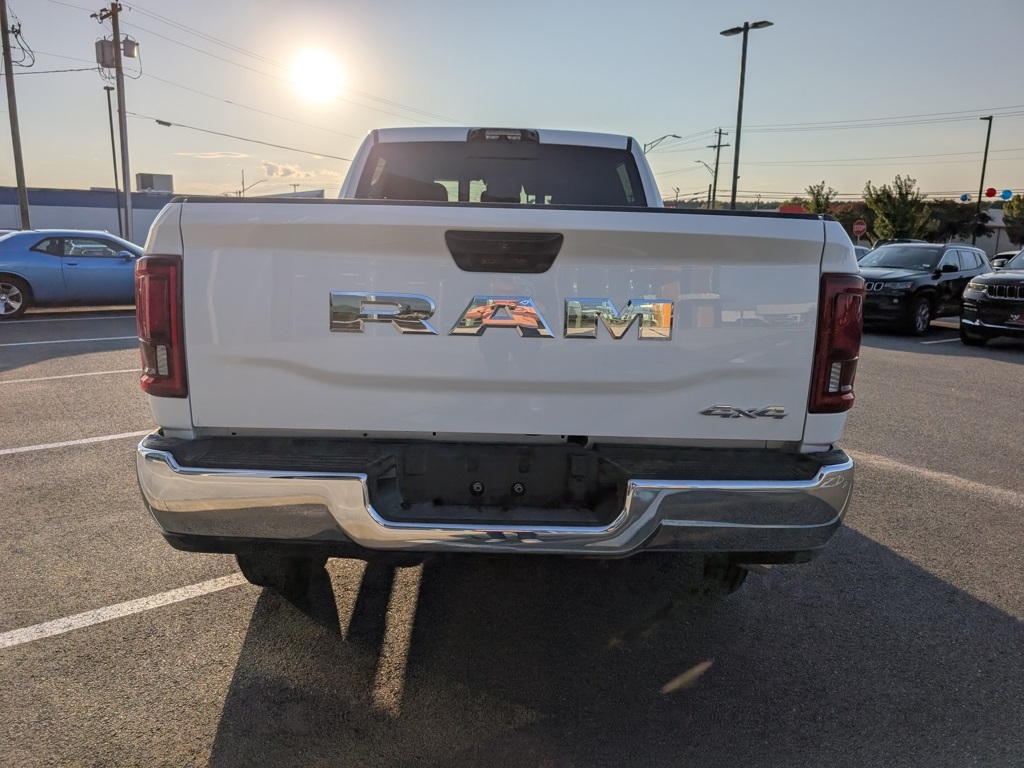 2025 Ram 2500 Tradesman photo 6
