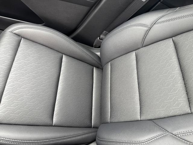 2026 Chevrolet Equinox LT photo 31