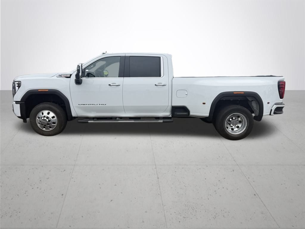 2024 Gmc Sierra HD Denali photo 3