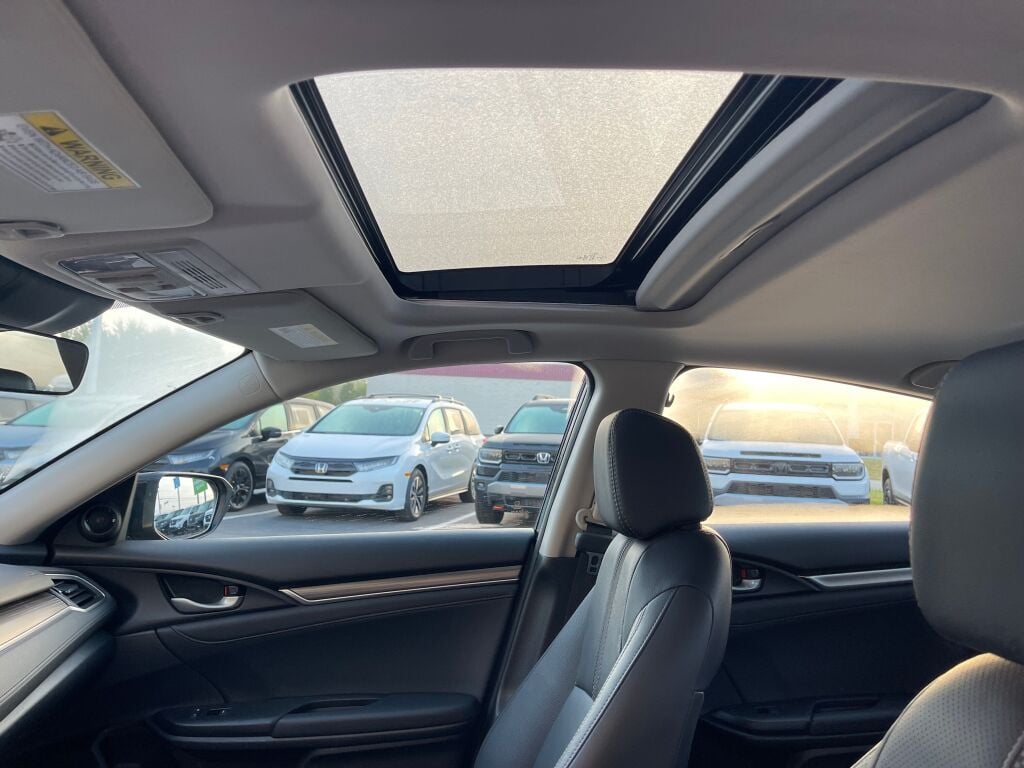 2021 Honda Civic EX-L photo 11