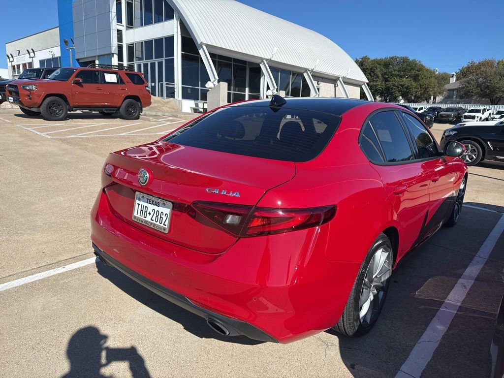 2023 Alfa Romeo Giulia SPRINT photo 4