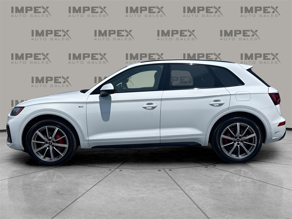 2024 Audi Q5 55 Premium Plus photo 2
