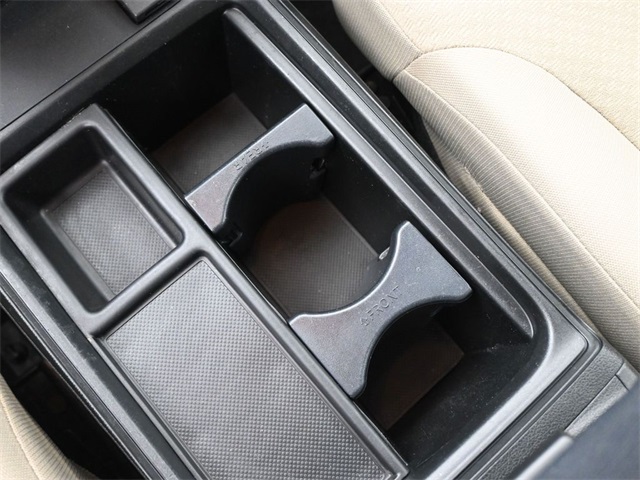 2015 Honda CR-V LX photo 27