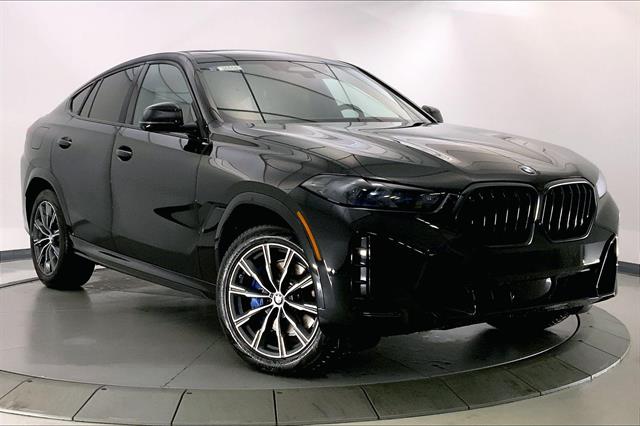 2026 BMW X6 40i's photo