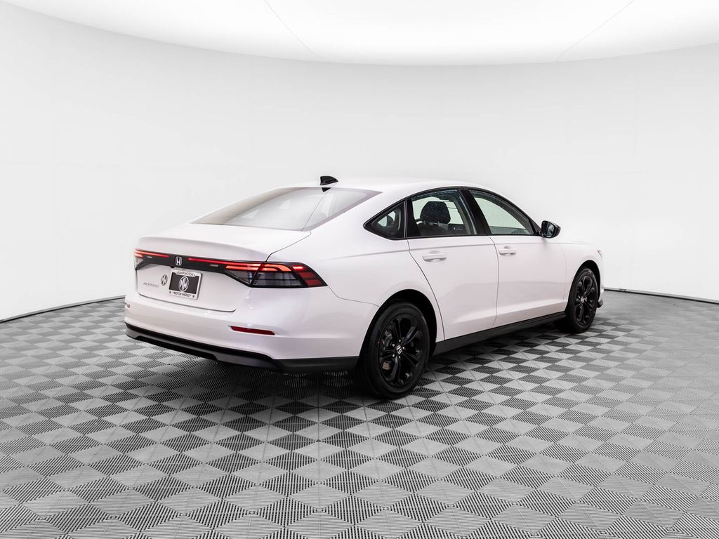 2025 Honda Accord 1.5T SE photo 5