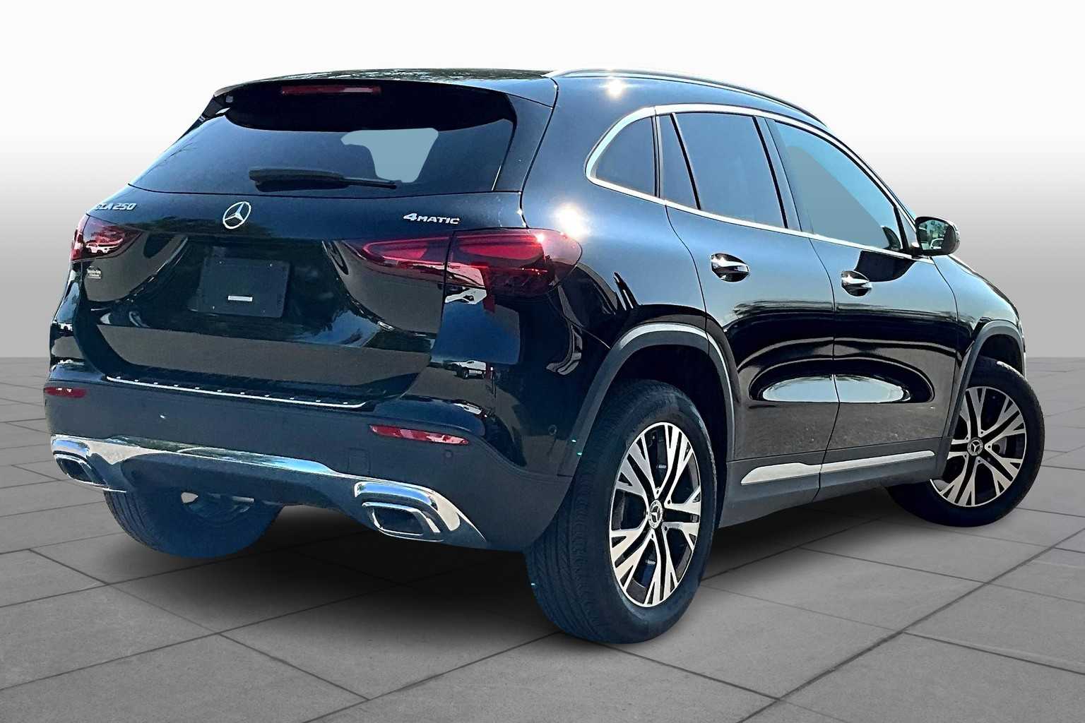 2025 Mercedes Benz GLA 250 4MATIC photo 11