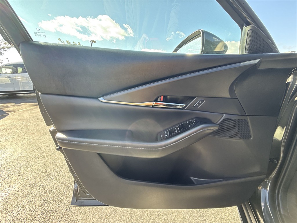 2023 Mazda CX-30 2.5 S Preferred photo 13