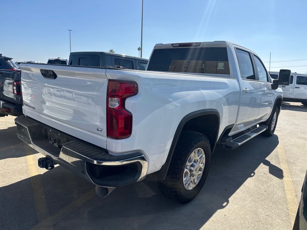 2024 Chevrolet Silverado 2500HD LT photo 4