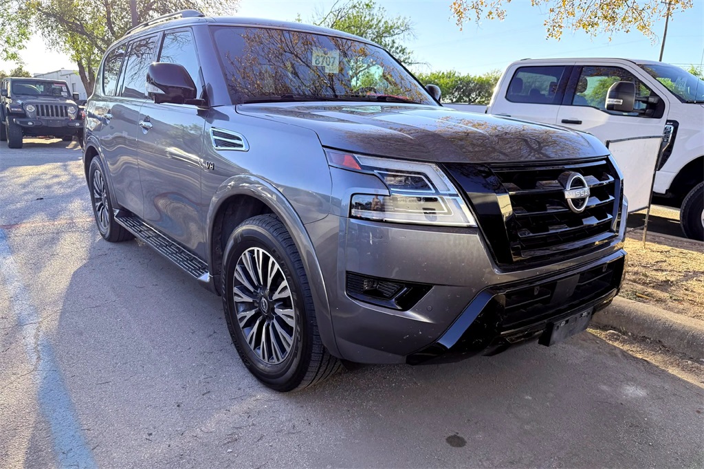 2022 Nissan Armada SL's photo