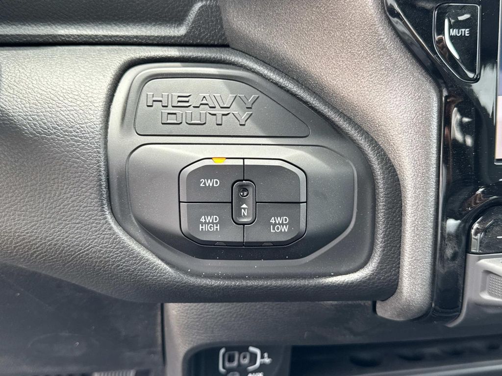 2025 Ram 2500 Tradesman photo 43