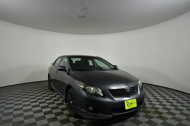 2009 Toyota Corolla S photo 3