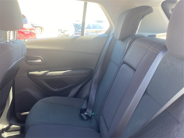 2017 Chevrolet Trax LS photo 12