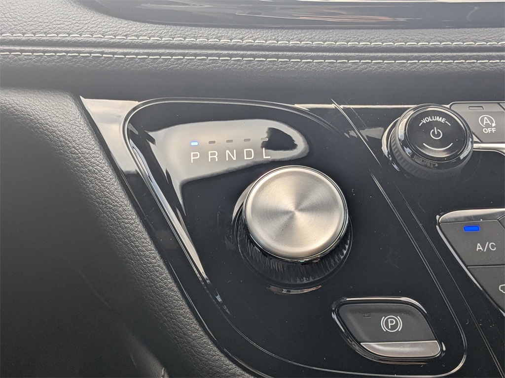 2026 Chrysler Pacifica Limited photo 26