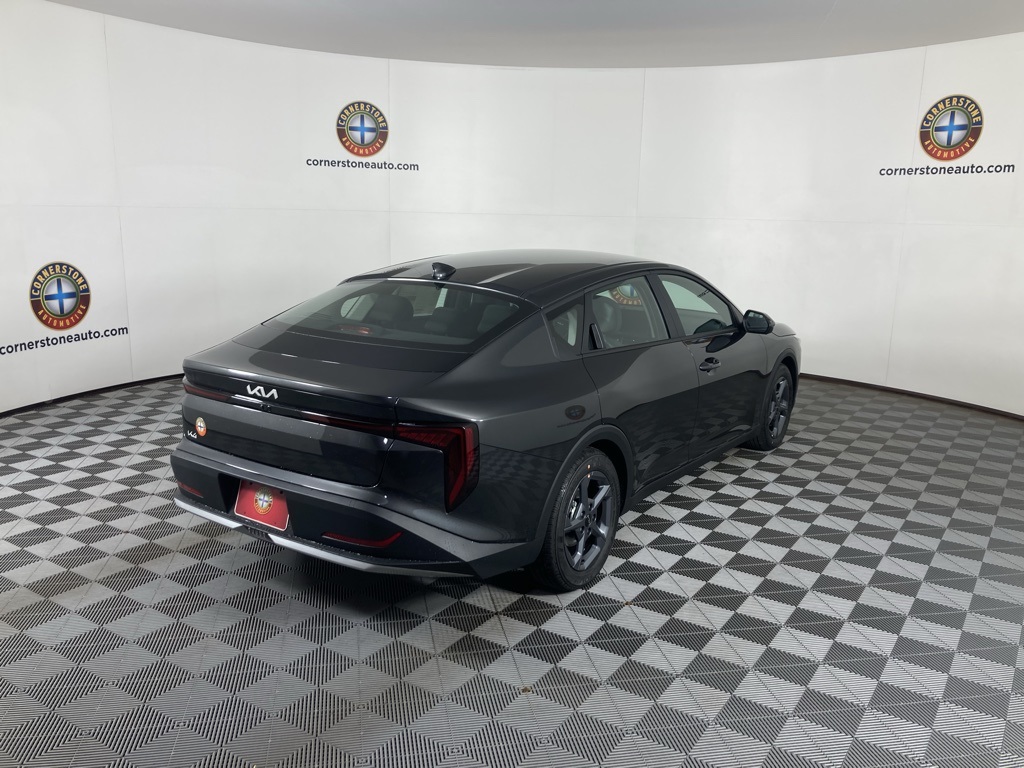 2025 Kia K4 LXS photo 6
