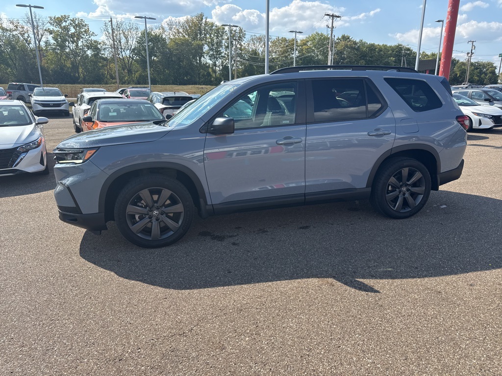 2023 Honda Pilot Sport photo 3