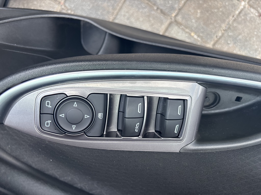 2021 Chevrolet Malibu 1LT photo 16