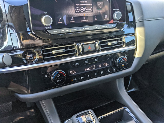 2025 Nissan Pathfinder SV photo 23