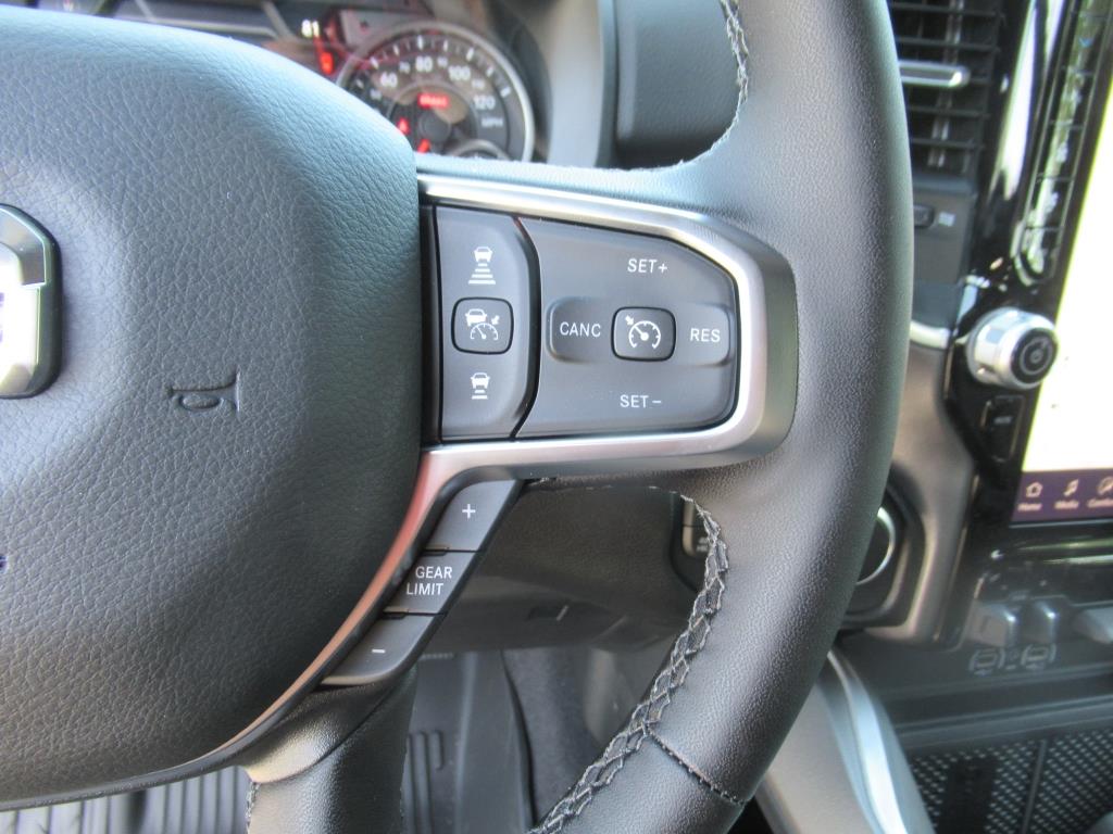 2025 Ram 1500 Big Horn Lone Star photo 18