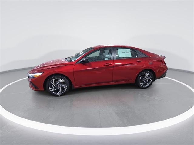 2025 Hyundai Elantra SEL Sport photo 4