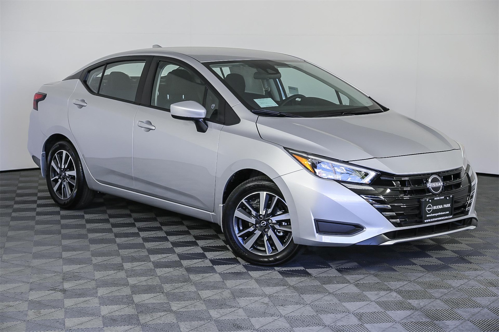 2025 Nissan Versa Sedan SV