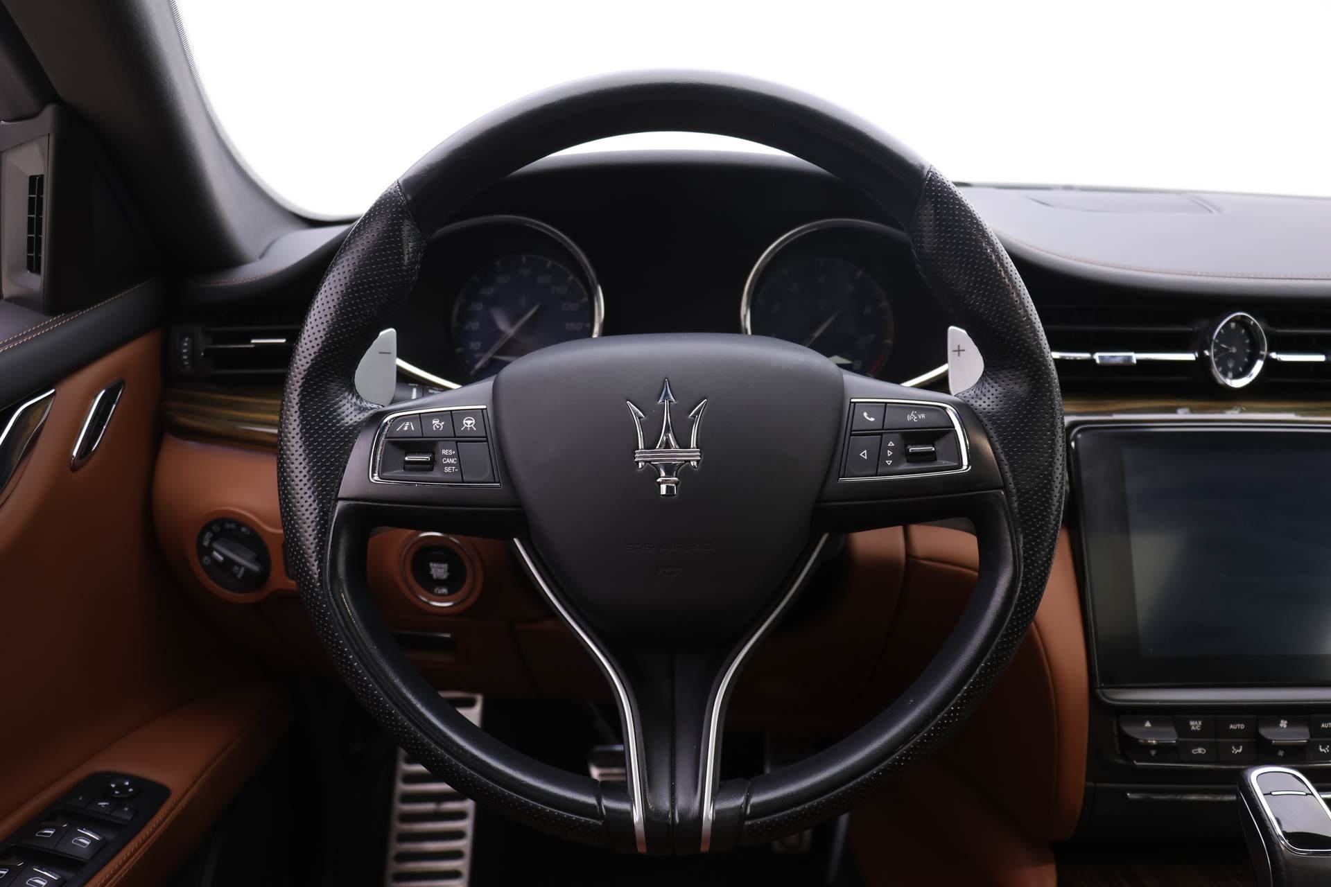 2020 Maserati Quattroporte Q4 GranSport photo 18