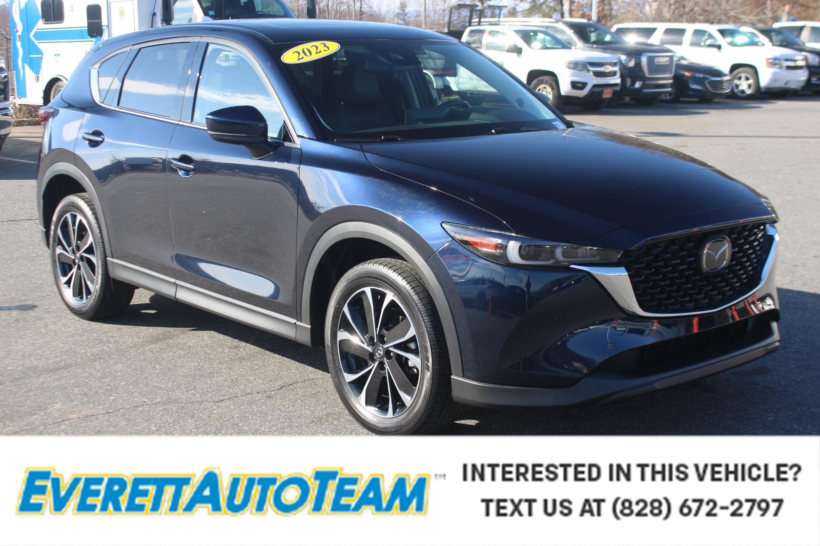 2023 Mazda CX-5 S Premium package