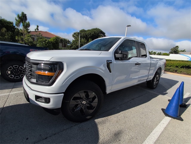 2025 Ford F-150 STX photo 3